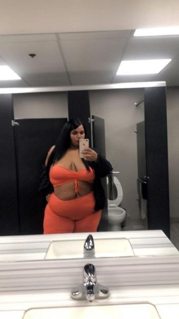 309-264-7797, 25  female escort, Peoria