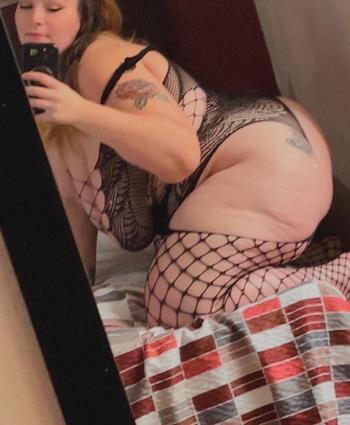 Kat , 22  female escort, Peoria